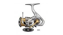 DAIWA 21 FREAMS LT 2500 